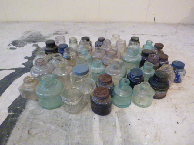 lot 96 image: Small Vintage Bottles