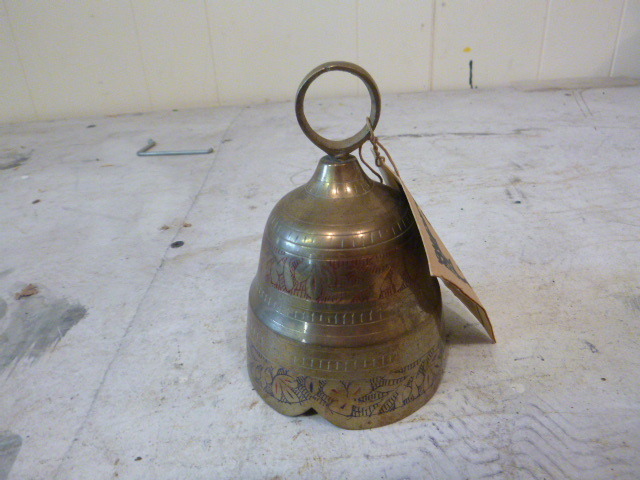 lot 101 image: Bells of Sarna