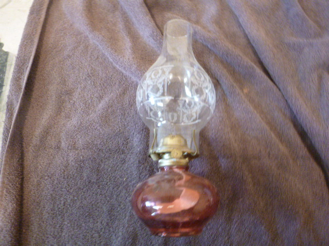 lot 106 image: Oil Lamp