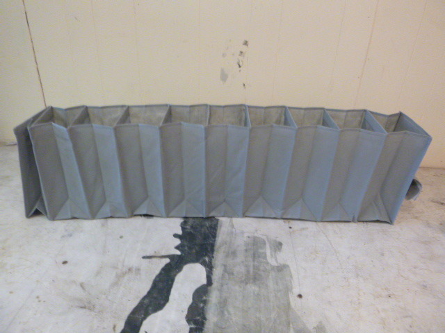 lot 148 image: Rubbermaid Shoe Organizer