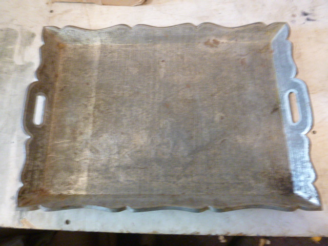 lot 151 image: Vintage Serving Tray