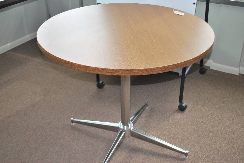 lot 8 image: Commercial Break Room Table or Kitchen Table
