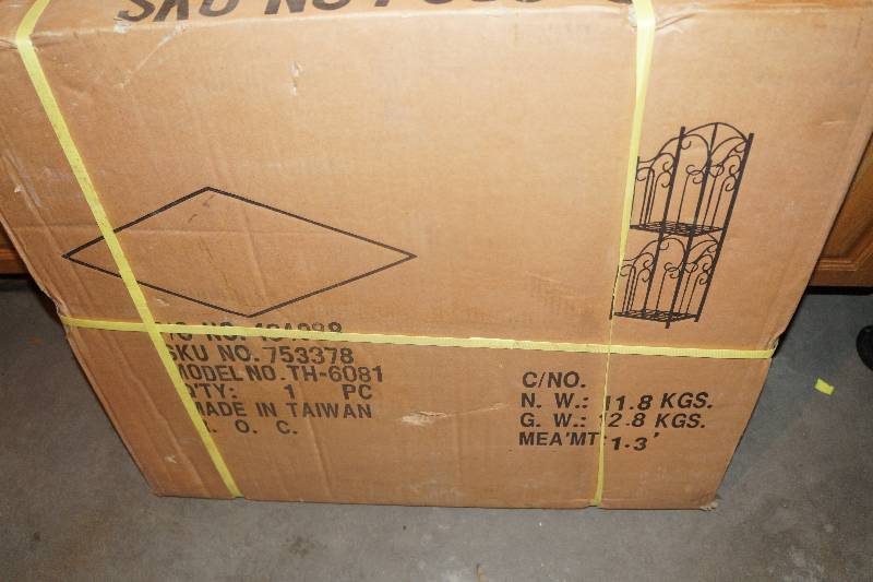 lot 129 image: NIB Bakers Rack