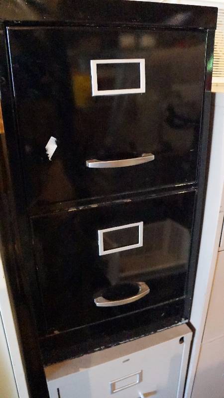 lot 10 image: Black 2 Drawer Filing Cabinet