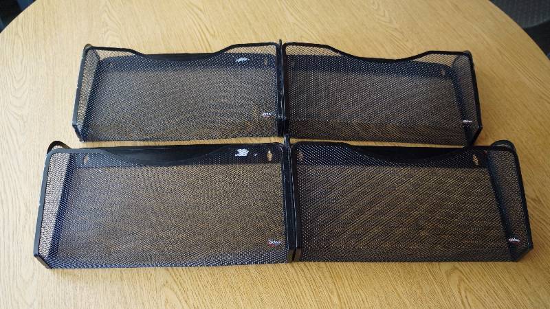 lot 58 image: Lot of 4 Metal Organizers In  Out Office Baskets
