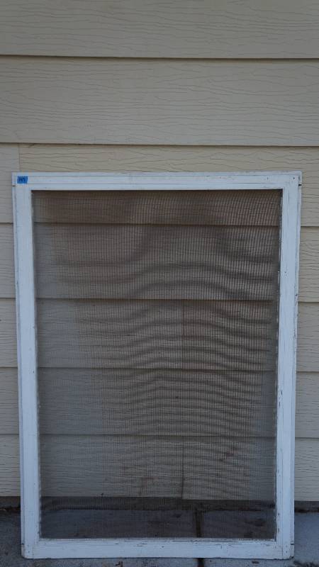 lot 147 image: Vintage Single Pane Screen
