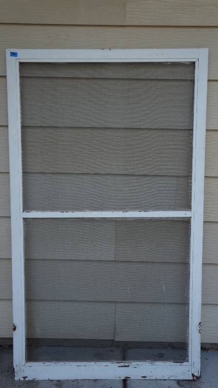 lot 150 image: Vintage 2 Pane Screen