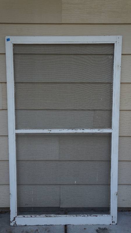 lot 151 image: Vintage 2 Pane Screen