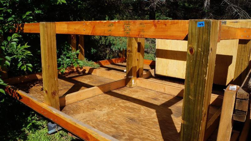 lot 168 image: Wood Table - 4 5 x 8