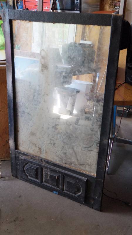lot 172 image: Mirror