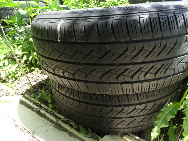P22555R17 tires. Qty 2. 632 tread.