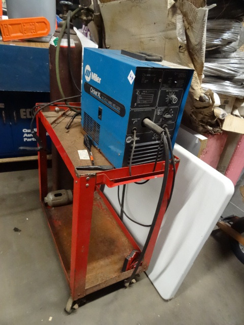 Miller Cricket Welder K C Auctions Medina 167 K Bid