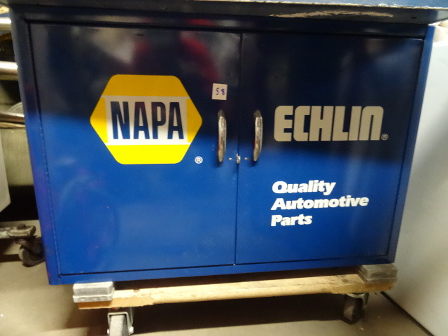 Napa cabinet