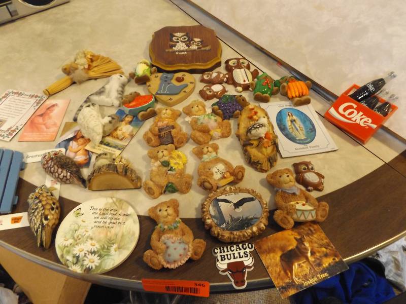 lot 346 image: Kitchen Items