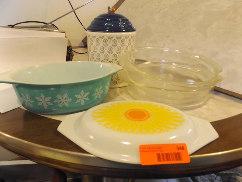 lot 348 image: Kitchen Items