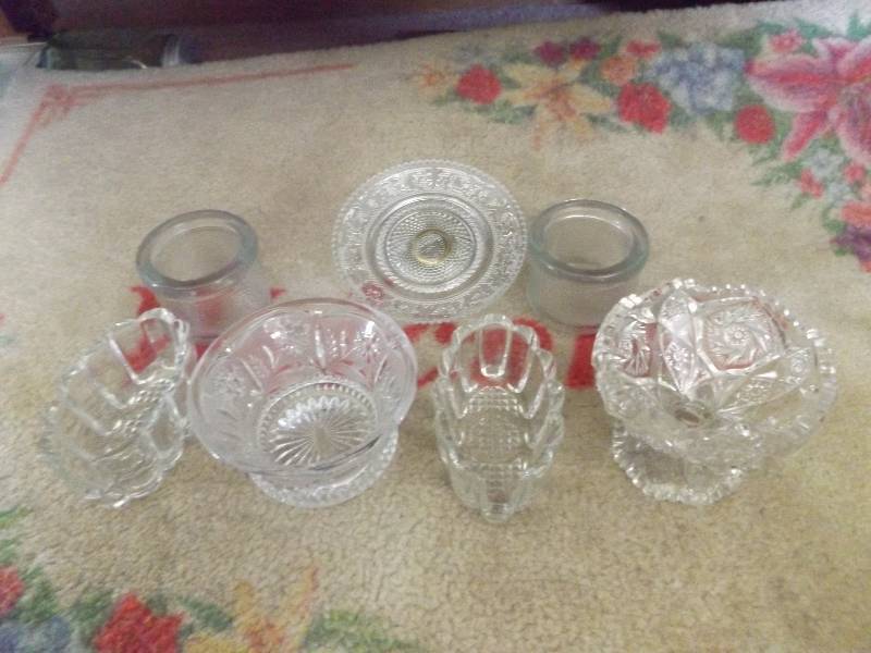 lot 451 image: Glassware