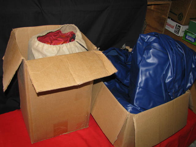 2 air mattresses
