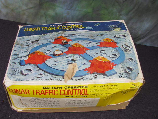 Vintage Lunar traffic control not sure if it is complete or works please inspect if you are concerned....