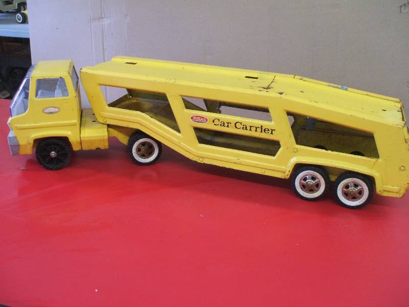 lot 28 image: Car Carrier