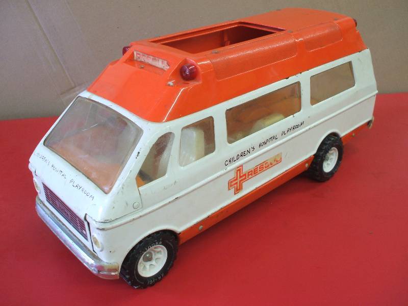 lot 34 image: Rescue Vehicle