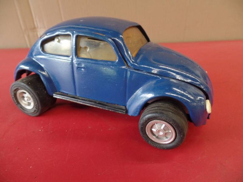 lot 47 image: Beetle