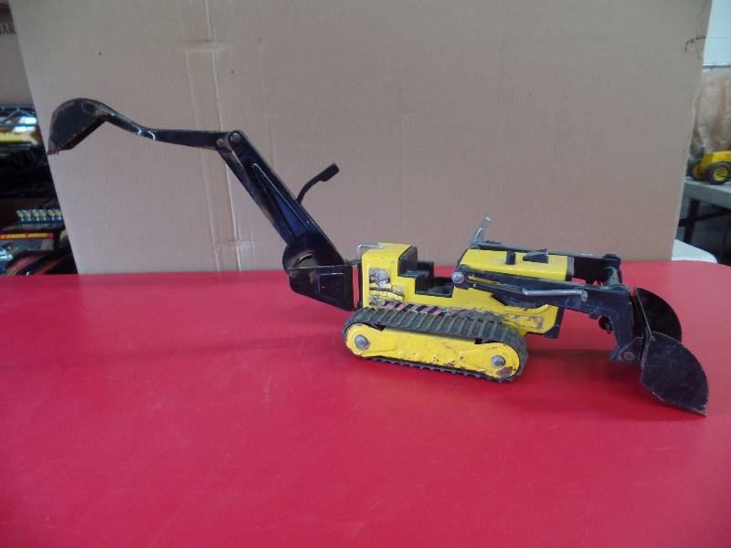 lot 60 image: Bulldozer