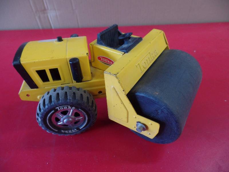 lot 67 image: Pavement Roller