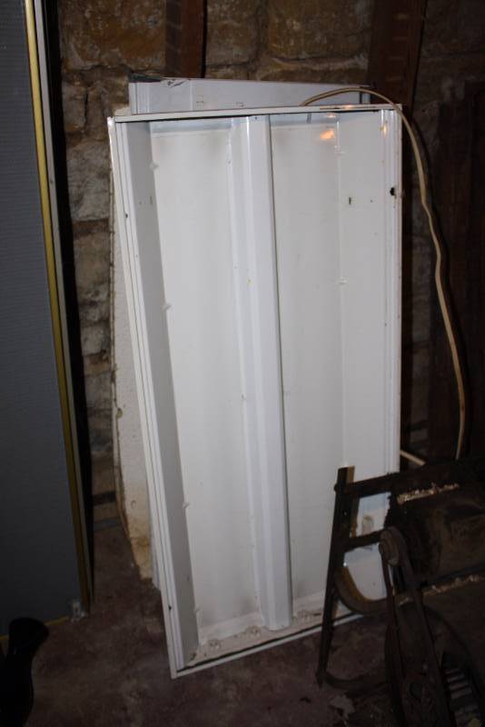 lot 81 image: Lot of (7) Including Misellaneous Slights, 48 x 24 Miscellaneous Doors & Mirrors, (5), 78 x 30.