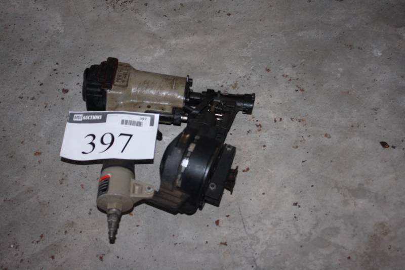 Porter Cable Pneumatic Coil Style Roofing Nailer, Model RN175A