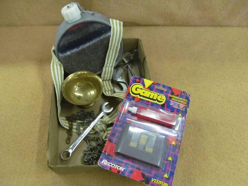 lot 14 image: Tools