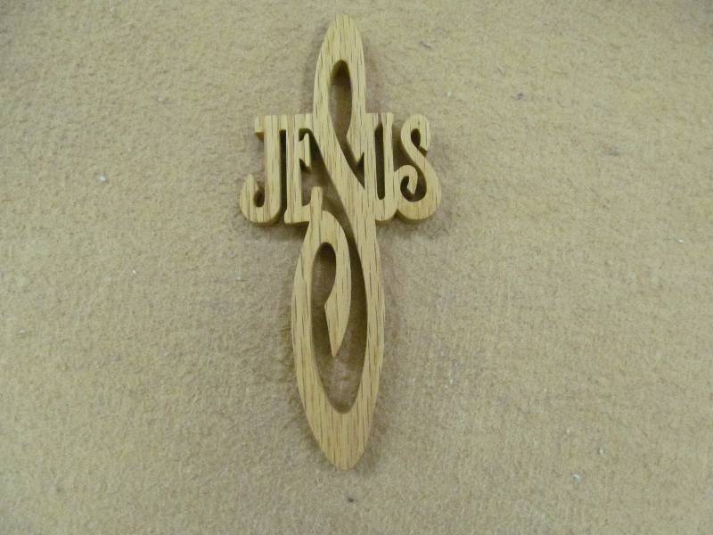 lot 16 image: Dcor