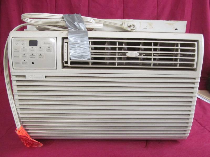 lot 46 image: Air Conditioner