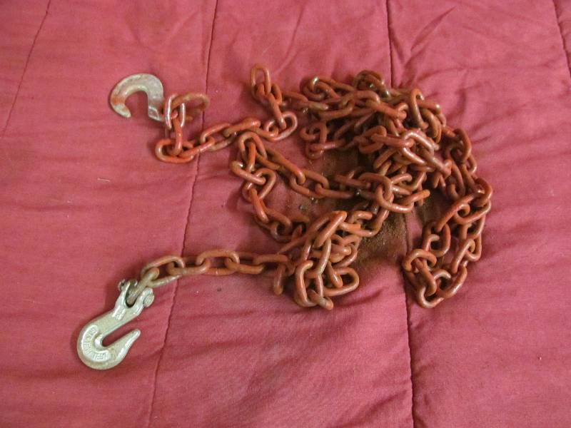 lot 49 image: Chain