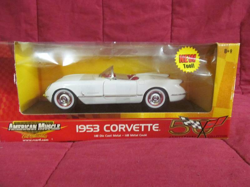 lot 55 image: White Corvette