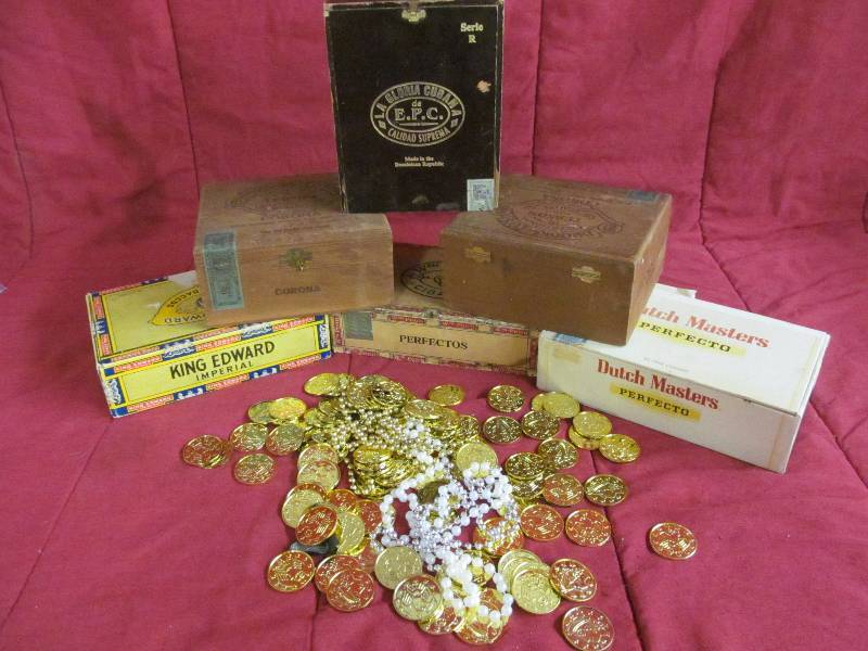 lot 84 image: Cigar boxes