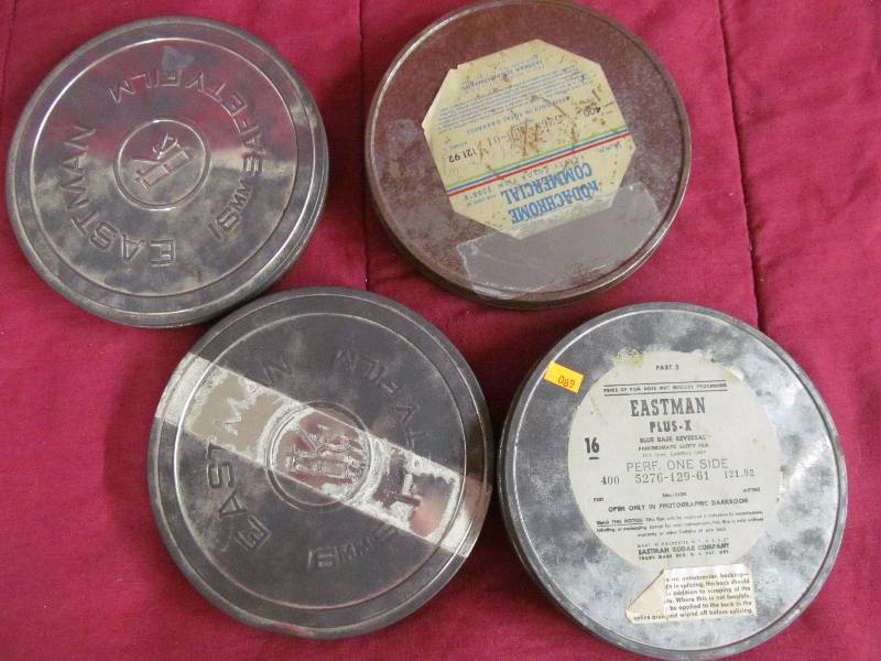 lot 89 image: Vintage tins