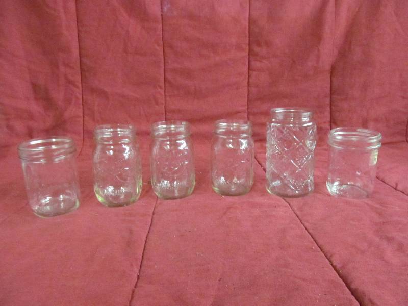 lot 91 image: Jars