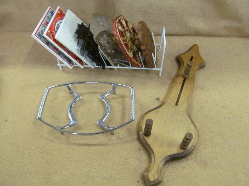 lot 119 image: Hot plates