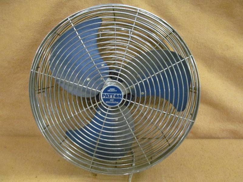 lot 163 image: Air Circulator