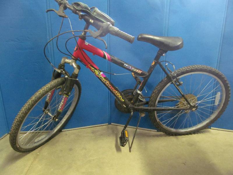 lot 180 image: Bike