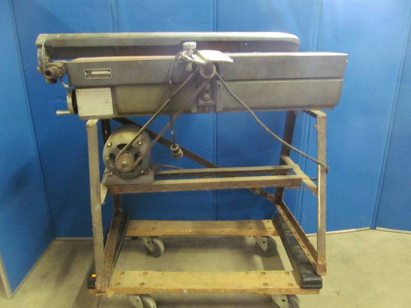 lot 183 image: Wood Lathe