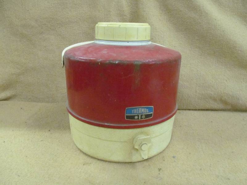 lot 221 image: Vintage water jug