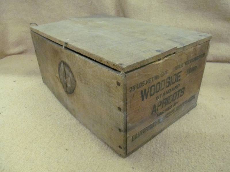 lot 225 image: Crate