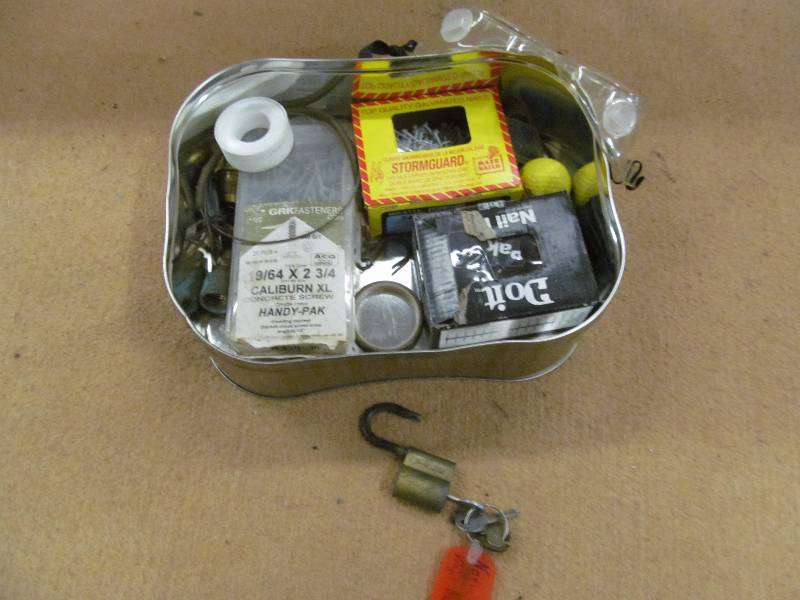 lot 254 image: Tools