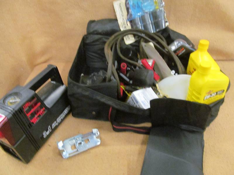 lot 262 image: Car trunk organizer