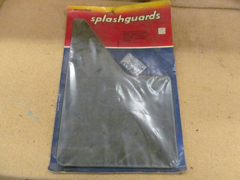 lot 271 image: Splashguards
