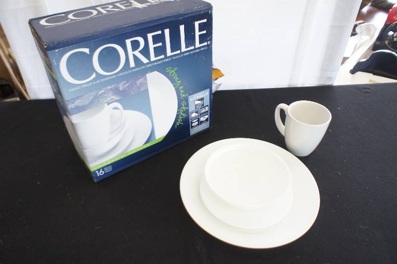 Correlle 16 pc Dish Set - White