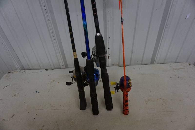 lot 58 image: 4 - Closed Faced Fishing Rods and Reels Including 1 Youth