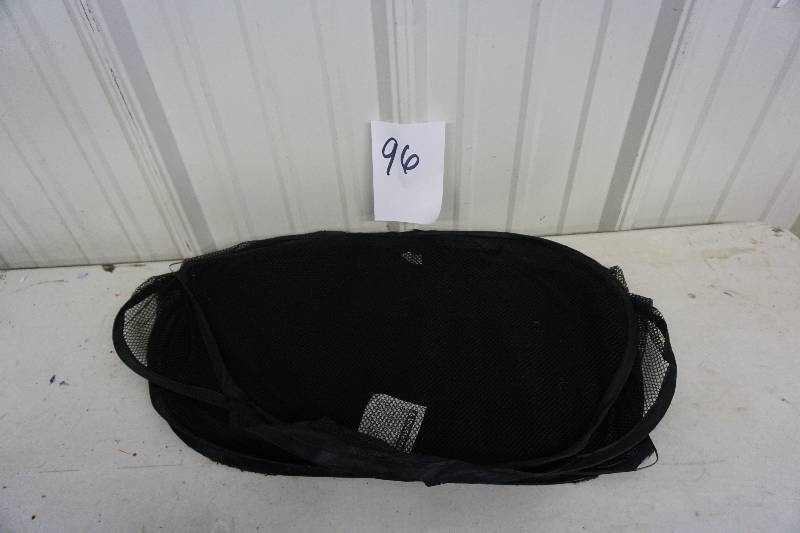 lot 96 image: Poly and Spring Steel Mesh Collapsible Beach Bag