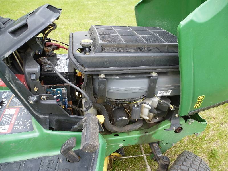 John Deere 345 NCS Keystone & JD Equip 2015 KBID